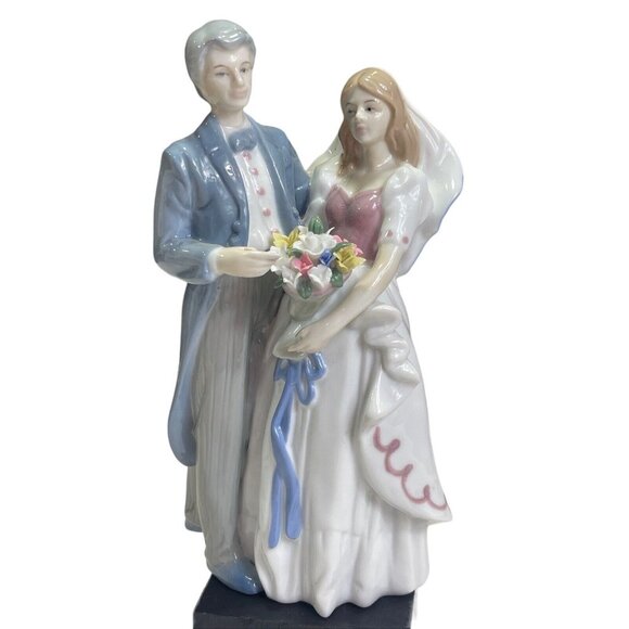 Vintage MALLORCA "I Do I Do" Wedding Couple. Bride Groom Ceramic Figurine 9 in H - Picture 2 of 13